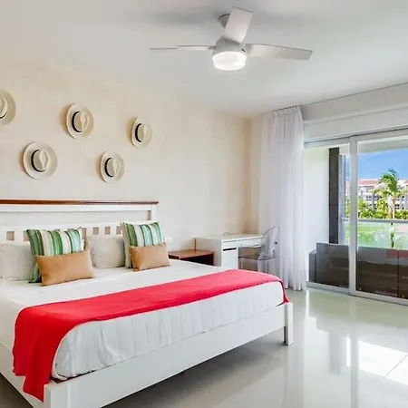 Luxury Ocean View Condo In Mareazul Beach Front - Almajuma House